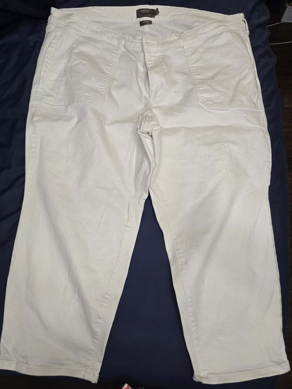 Torrid White Crop Boyfriend Jeans